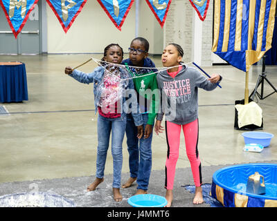 Olimpiadi Oobleck al National Math Festival di Walter E. Washington Convention Center di Washington DC, Stati Uniti d'America, 22 aprile 2017. Foto Stock