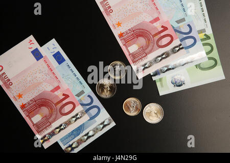 Soldi, euro, banconote, monete, dettaglio, banconote, cambiare monete metalliche e banconote in contanti, valuta, la moneta unica europea, venti, dieci, cento, pay, bar, debiti, avente, risparmi, oggetto fotografia, studio, Foto Stock