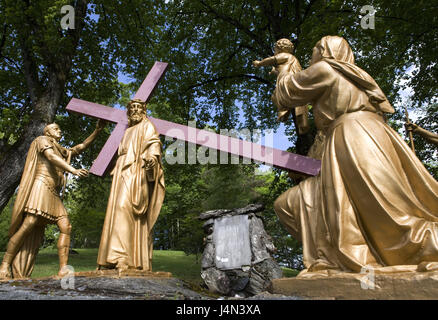 Francia, Lourdes, crocevia, statue, Hitting-Pyrenees, luogo di pellegrinaggio, Pilgrim's Place, pellegrinaggio, destinazione, il turismo, la fede, la religione, il cristianesimo, crocevia stazione, Ailment modo, statue, di Cristo, della croce, della scultura, arte, rappresentanza, la storia della religione, biblico, Foto Stock