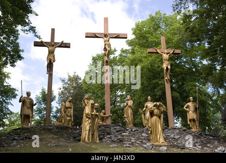 Francia, Lourdes, crocevia, statue, gruppo della crocifissione, Hitting-Pyrenees, luogo di pellegrinaggio, Pilgrim's Place, pellegrinaggio, destinazione, il turismo, la fede, la religione, il cristianesimo, crocevia stazione, Ailment modo, statue, di Cristo, della croce, della scultura, arte, rappresentanza, la storia della religione, biblico, croci, crocifisso, Foto Stock