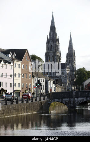 Irlanda, Munster, Cork County, sughero, Lee, fiume, case, San Finbarr cattedrale, Foto Stock