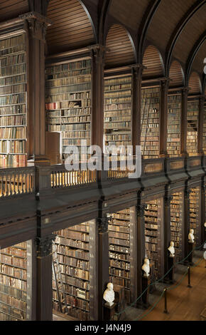 In Irlanda, il Leinster, Dublino Trinity College, vecchia libreria, Foto Stock