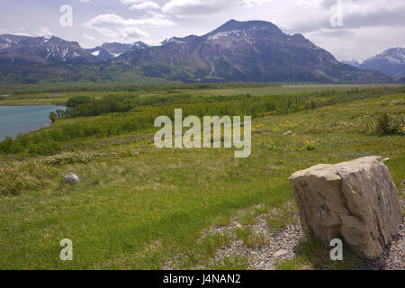 Canada, Alberta, Waterton salamoia parco nazionale, paesaggi, montagne, rocce Foto Stock