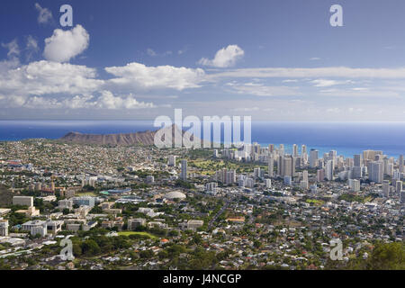 Gli Stati Uniti, Hawaii, Oahu Islanda, Honolulu, vista città, le isole hawaiane, destinazione, paese, città, alta sorge, mare, vista orizzonte, sky, nubi Foto Stock