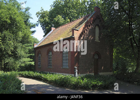 Germania, Meppen, Hare's Valley, Emsland, Bassa Sassonia, Meppen-Bokeloh, vecchia scuola di Bokeloh, edificio di mattoni, Foto Stock