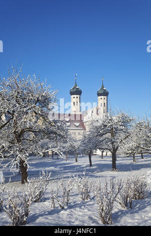 In Germania, in Baviera, a Benediktbeuern, chiostro di Benediktbeuern, inverno, Foto Stock