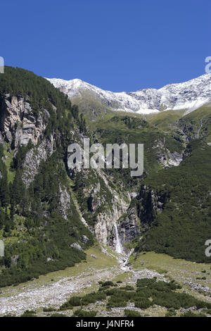 L'Austria, paese di Salisburgo, Krimmler Achental, montagne, Cascata del Pinzgau, paesaggio di montagna, Hochgebirge, rock, Ruscello di montagna, destinazione, estate, natura, habitat, Foto Stock