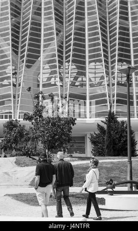 Una architettura di Calatrava Principe Filipe Museo della Scienza presso il centro culturale della Città delle arti e della scienza, in bianco e nero, Valencia, Spagna Foto Stock