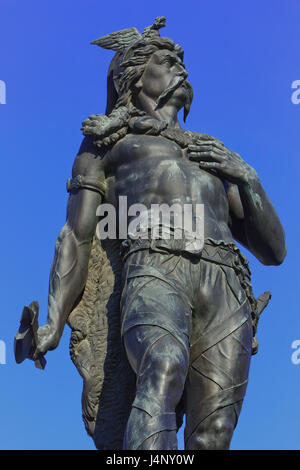 Statua di Ambiorix (principe della Eburones, leader della tribù Belgic) presso la Piazza del Mercato di Tongeren, Belgio Foto Stock