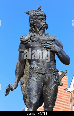 Statua di Ambiorix (principe della Eburones, leader della tribù Belgic) presso la Piazza del Mercato di Tongeren, Belgio Foto Stock