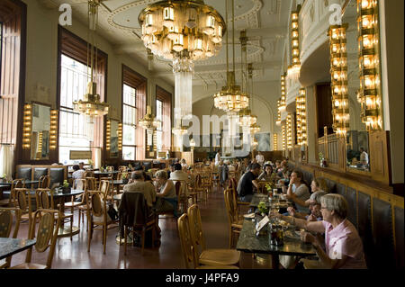 Repubblica ceca, Cechia, Praga, cafe nella rappresentazione house, Foto Stock