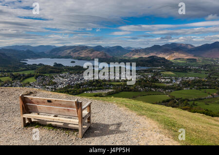 Keswick e Derwent Water visto da Latrigg, Lake District, Cumbria Foto Stock