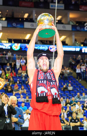 O2 Arena, Londra, Regno Unito, 14 maggio 2017. I vincitori con le loro trofeo. Leicester piloti vincere la finale di spareggio 84-63. Le tensioni corse ad alta al BBL basket Playoff Final 2017 tra i vincitori della Coppa Aquile di Newcastle e Leicester piloti. Credito: Imageplotter News e sport/Alamy Live News Foto Stock