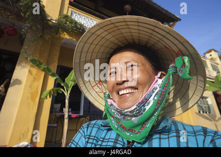 Il Vietnam, Hoi nella donna, sorriso, ritratto, nessun modello di rilascio, Foto Stock