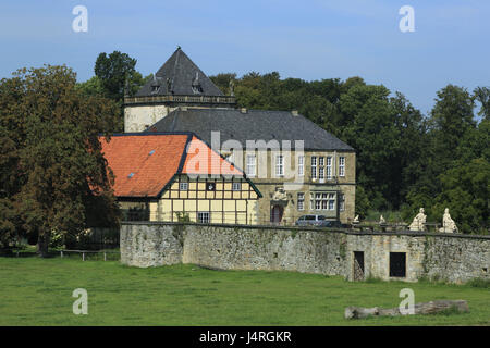 Germania, Melle, Hare's Valley, riserva naturale del nord del Teutoburger legno, Wiehengebirge, Osning, Osnabrück paese, Bassa Sassonia, Melle-Gesmold, castello Gesmold, Rinascimento, station wagon Foto Stock