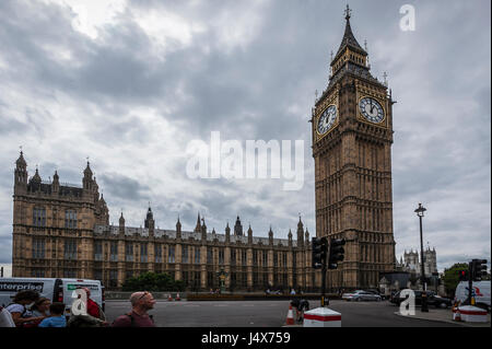 Il Big Ben e il palazzo di Westminister, Londra, Inghilterra del XIX AUG 2015:-il palazzo di Westminister o le case del parlamento è dove il british gov Foto Stock