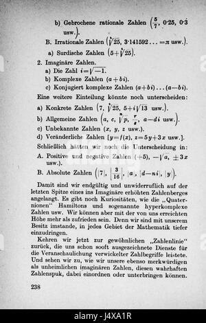 'Vom Einmaleins zum Integral' (dalla tabella di moltiplicazione all'integrale) è un'opera matematica che esplora la progressione dei concetti matematici da argomenti elementari a avanzati. Foto Stock
