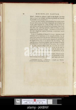 "A Tour in Wales" di Thomas Pennant offre un resoconto dettagliato dei suoi viaggi attraverso il Galles. L'opera, scritta nel XVIII secolo, copre paesaggi naturali, osservazioni culturali e monumenti storici della regione. Foto Stock