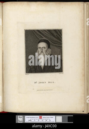 "A Tour in Wales" di Thomas Pennant è un diario di viaggio del XVIII secolo che descrive il viaggio dell'autore attraverso il Galles. Pennant fornisce osservazioni sulla geografia, la cultura e la storia naturale della regione, offrendo una visione della società gallese durante quel periodo. Foto Stock