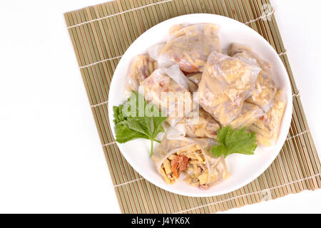 Dessert cinese, al vapore Gnocchi ripieni con fried soft palo di bambù germogli,shrime essiccato ed estratto di carne di maiale . Foto Stock