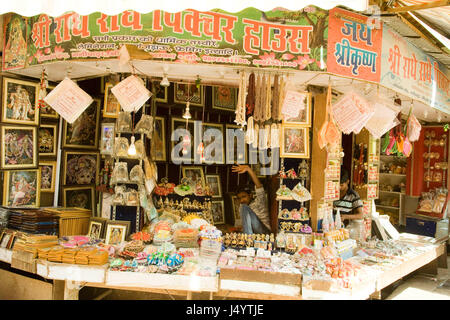 Negozio nel mercato, mathura, Uttar Pradesh, India, Asia Foto Stock