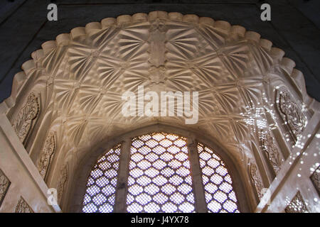 La parte interna del bibi ka maqbara, Aurangabad, Maharashtra, India, Asia Foto Stock