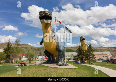 Una statua di dinosauri in Drumheller, Alberta, Canada Foto Stock