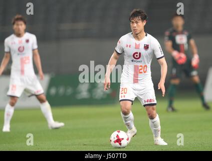 Tokyo, Giappone. Il 10 maggio, 2017. Tsubasa Oya (Ardija) Calcio/Calcetto : 2017 J.League YBC Levain Coppa di gruppo un match tra F.C.Tokyo 4-3 Omiya Ardija a Ajinomoto Stadium a Tokyo in Giappone . Credito: AFLO/Alamy Live News Foto Stock