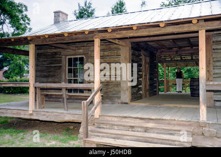 Alabama, Grove Hill, museo storico della contea di Clarke, casa del trotto del cane, case, donne donne donne donna, architettura vernacolare, telaio di legno, rurale, cabina di Mathews, Foto Stock