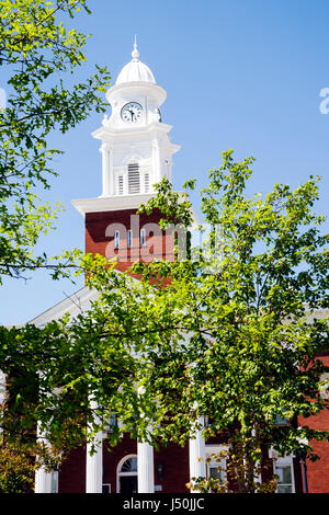 Alabama Lee County, Opelika, distretto storico, Lee County Courthouse 1896, colonna Corinthiana, edificio, legge, giustizia, torre dell'orologio bianco, pietra rossa, Neoclenica Foto Stock