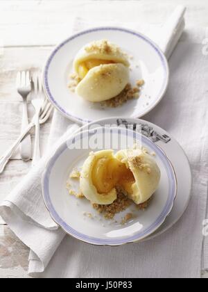 La patata dolce polpette riempite con albicocche Foto Stock