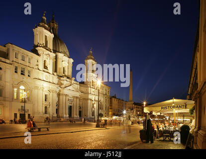 Il barocco del XVII secolo Chiesa di Sant Agnese in Agone in Piazza Navona, Roma, Italia Foto Stock