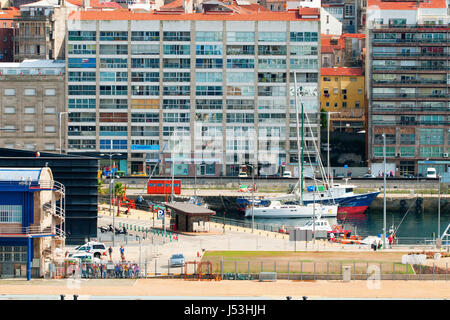 La città di Vigo, nella provincia di Pontevedra, a nord-ovest della Spagna. Capitale della comarca di Vigo e Vigo metropplitan area. Foto Stock