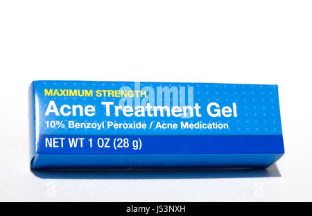 Acne di trattamento Gel contenente perossido di benzoile. Foto Stock