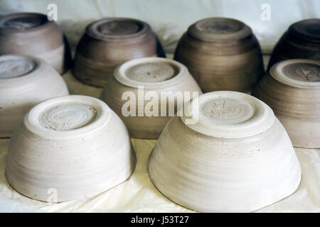 Arkansas Randolph County, Pocahontas, Black River Beads & Pottery, artigianato, ceramica, gres, non smaltato, pentole, AR080602013 Foto Stock