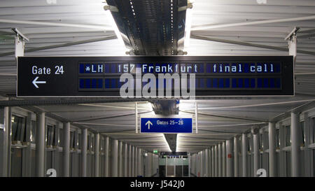 Ultima chiamata per il mio volo Lufthansa da Lipsia a Francoforte Foto Stock