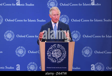 Oxford, Regno Unito. 16 Maggio, 2017. Sua Altezza Reale il Principe di Galles alla cerimonia di inaugurazione del centro di Oxford per gli studi islamici. Foto Richard Cave fotografia 16.05.17 Credito: Richard Cave/Alamy Live News Foto Stock