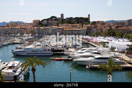 Cannes, Francia. 16 Maggio, 2017. Festival di Cannes 2016 Atmosfera | Utilizzo di credito in tutto il mondo: dpa/Alamy Live News Foto Stock