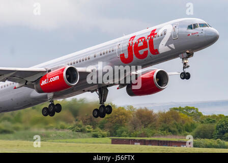 Jet2 Boeing di decollare. Foto Stock
