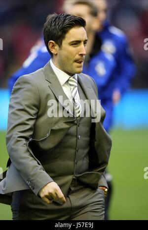 LEE JOHNSON OLDHAM ATHLETIC MANAGER OLDHAM ATHLETIC MANAGER ANFIELD LIVERPOOL ENGLAND 05 Gennaio 2014 Foto Stock