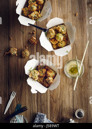 Croccante fritti i cavoletti di Bruxelles Foto Stock