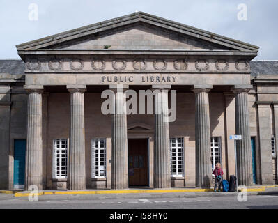 Biblioteca pubblica edificio, Inverness, Scotland, Regno Unito Foto Stock