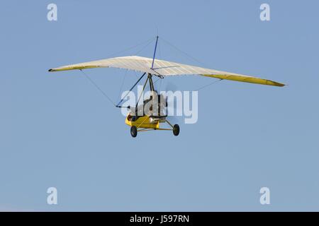 Al piano superiore una coraggiosa flight engine drive motor show di volo silenzio radio Foto Stock