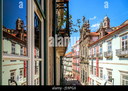 La Rua das Flores (Flores Street), Porto, Portogallo Foto Stock