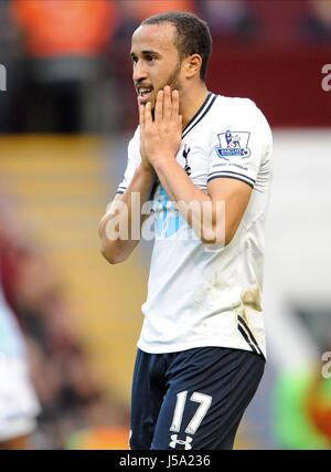 ANDROS TOWNSEND ASTON VILLA V TOTTENHAM HOTSPU VILLA PARK Birmingham Inghilterra 20 Ottobre 2013 Foto Stock