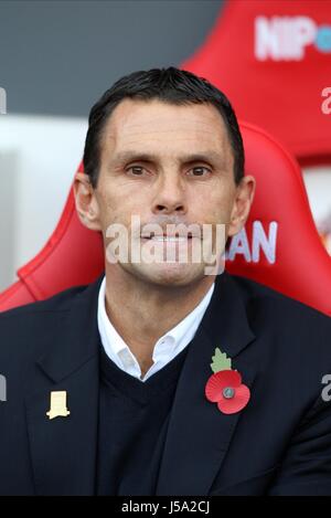 GUS POYET SUNDERLAND V NEWCASTLE UNITED STADIO DELLA LUCE SUNDERLAND INGHILTERRA 27 Ottobre 2013 Foto Stock