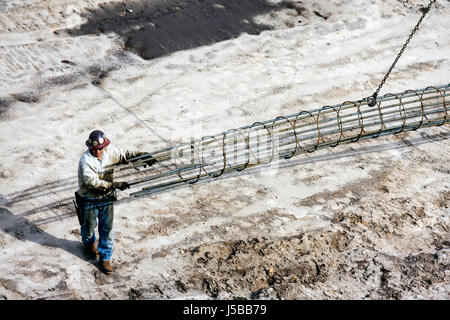 Orlando Florida,International Drive,The Peabody Orlando,hotel hotel hotel alloggio motel inn,sotto costruzione nuovo cantiere costruttore,lavoratore,lavoro Foto Stock