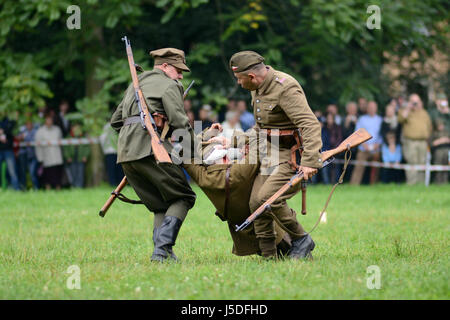 Szczecin, Polonia, 1 Settembre 2013: ricostruzione storica inizio II guerra mondiale in Polonia. Foto Stock