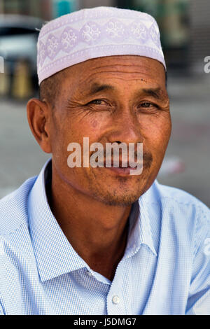 Di etnia Hui uomo, Guyuan, Ningxia, Cina Foto Stock