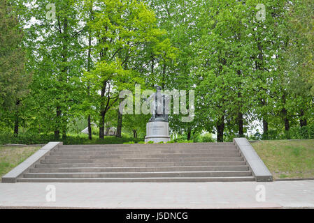 PUSHKINSKIYE GORY, Russia - 18 Maggio 2016: Il Monumento a A. S. Pushkin città Pushkinskiye Gory Foto Stock